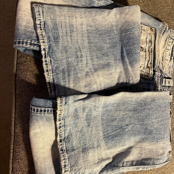 New - Picture 2 of 3